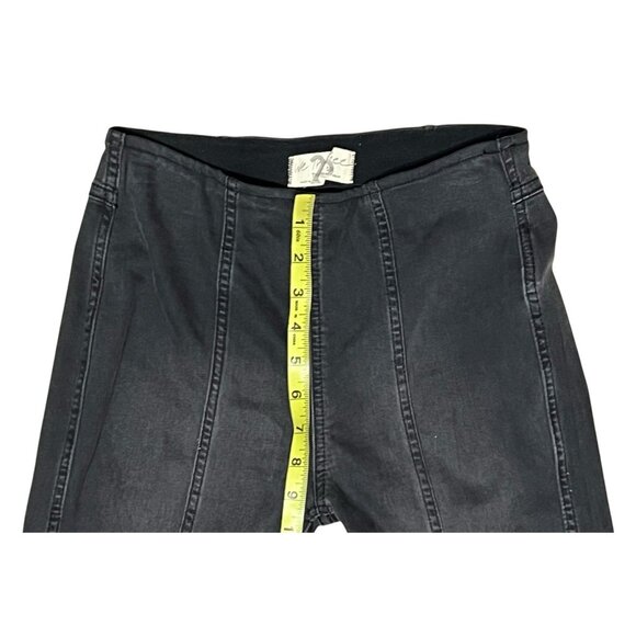 FREE PEOPLE Pants Women 26 Rinse Black Gray Flare Bell Bottom Faded Jean Pull On - Picture 6 of 10